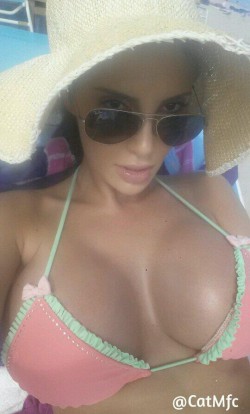 MFC PureDream in bikini top