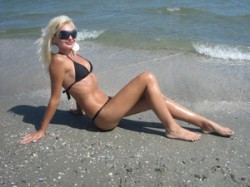 MFC’s amandam at the beach in black bikini